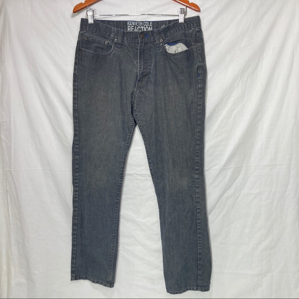Kenneth Cole Reaction Distressed Jeans 32x30 Slim